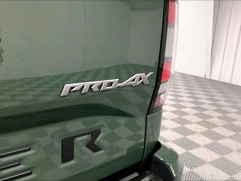Used 2023 Nissan Frontier PRO-4X w/ Pro Convenience Package AWD/4WD image 9