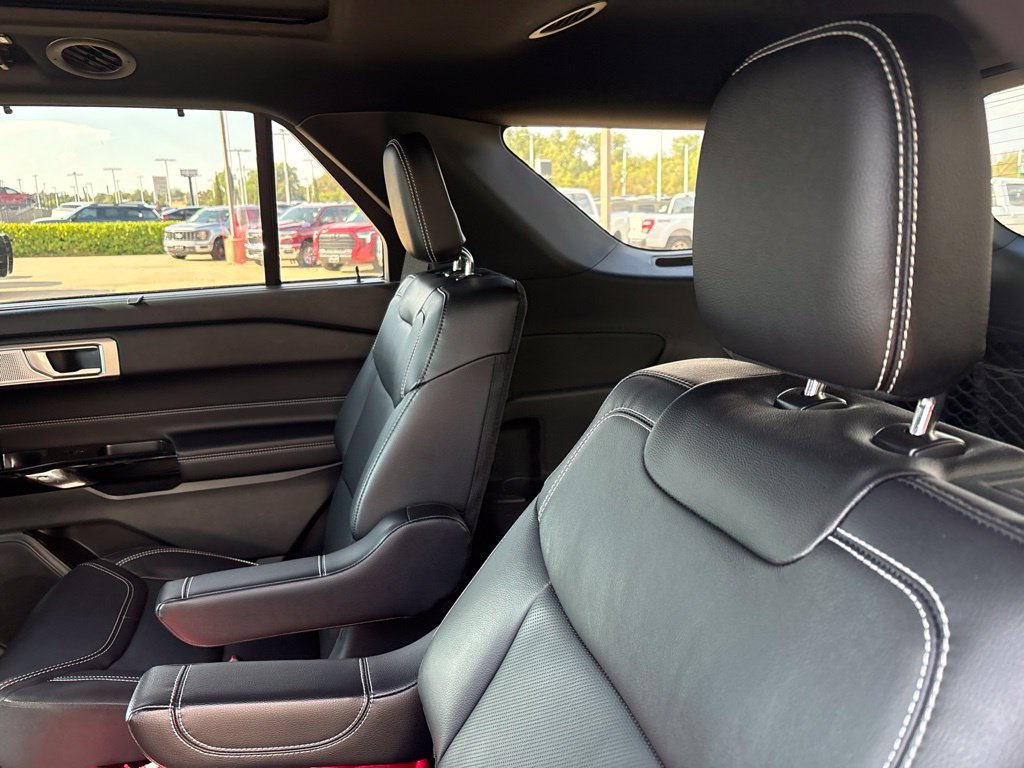 Used 2023 Ford Explorer ST w/ Equipment Group 401A AWD/4WD image 9