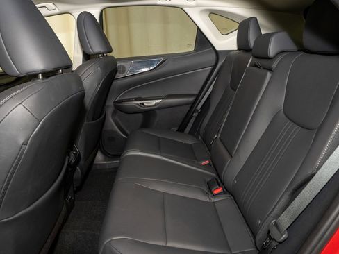 Used 2022 Lexus NX 350h AWD image 9