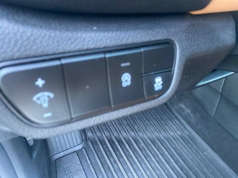Used 2024 Kia Seltos EX AWD/4WD image 21