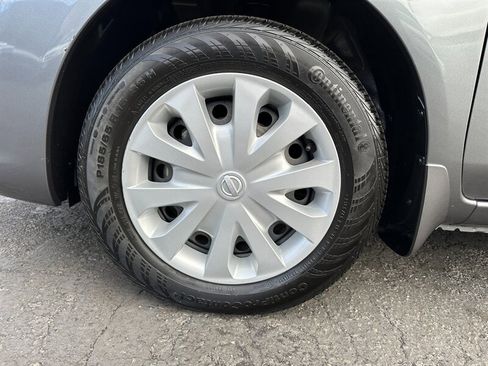 Used 2017 Nissan Versa S Plus image 9