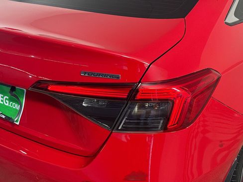 Used 2023 Honda Civic Touring image 33