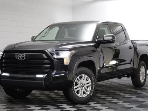 Used 2023 Toyota Tundra SR5 w/ SR5 Convenience Package AWD/4WD image 1