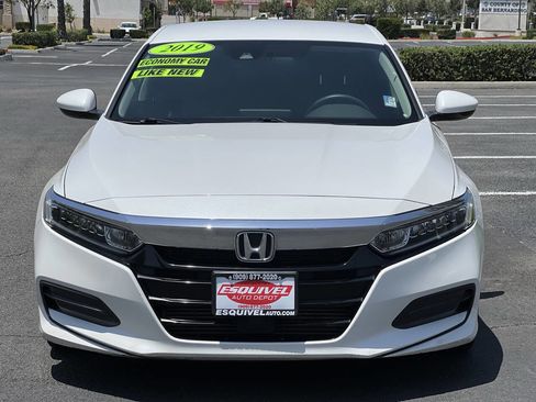 Used 2019 Honda Accord LX image 2