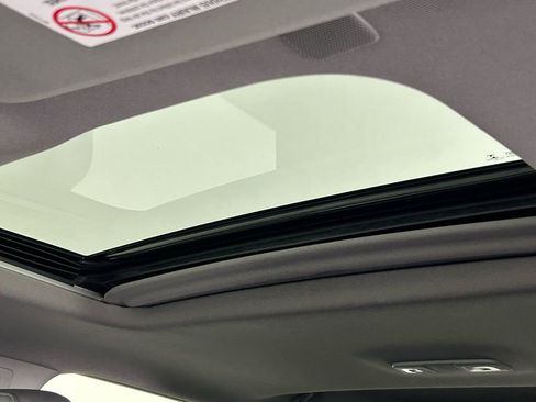 Used 2021 Chevrolet Silverado 2500 LTZ w/ LTZ Plus Package image 33