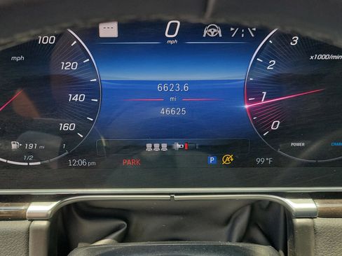 Used 2023 Mercedes-Benz S 500 4MATIC image 25