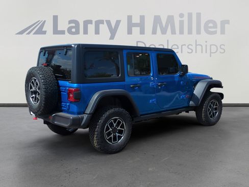 New 2025 Jeep Wrangler Unlimited Rubicon image 5