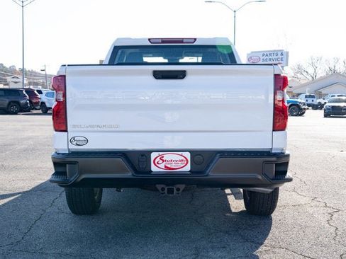Used 2025 Chevrolet Silverado 1500 W/T w/ Trailering Package image 4