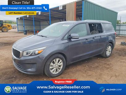 Used 2017 Kia Sedona LX w/ LX Essentials Premium Package
