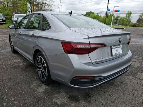 Used 2023 Volkswagen Jetta Sport FWD image 4