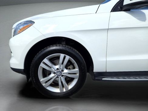 Used 2014 Mercedes-Benz ML 350 ML350 4MATIC w/ Premium 1 Package image 25