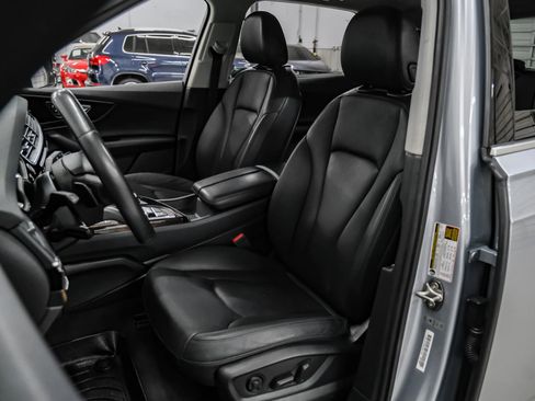 Used 2017 Audi Q7 3.0T Premium Plus w/ Premium Plus Package AWD/4WD image 28