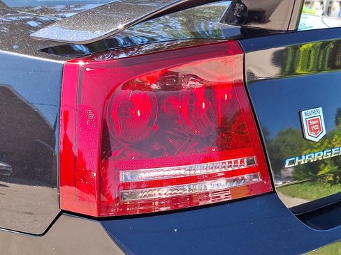 Used 2006 Dodge Charger SRT8 w/ SRT Option Group II RWD image 10