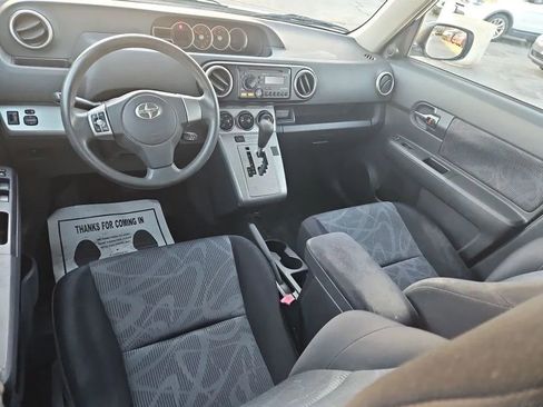 Used 2012 Scion xB image 19