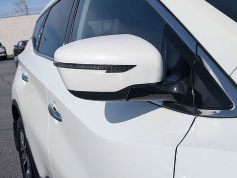 Certified 2024 Nissan Murano SV image 12