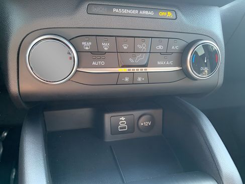 Used 2025 Ford Escape ST-Line image 16