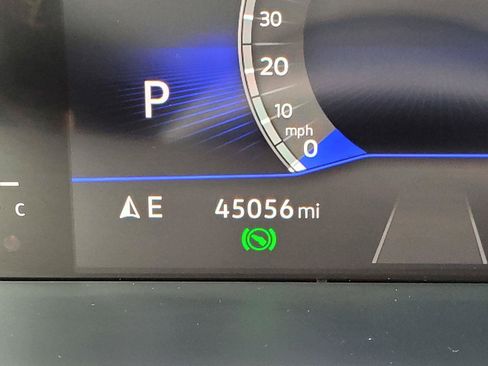 Certified 2023 Volkswagen Tiguan SE FWD image 31