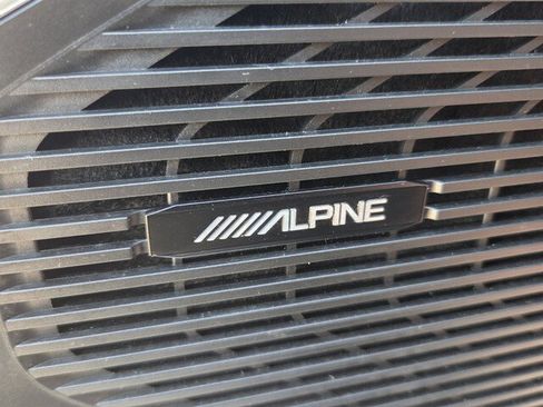 Used 2024 Jeep Wagoneer L Series II RWD image 33