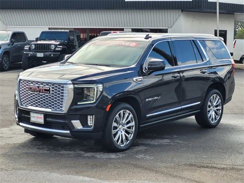 Used 2023 GMC Yukon Denali image 3