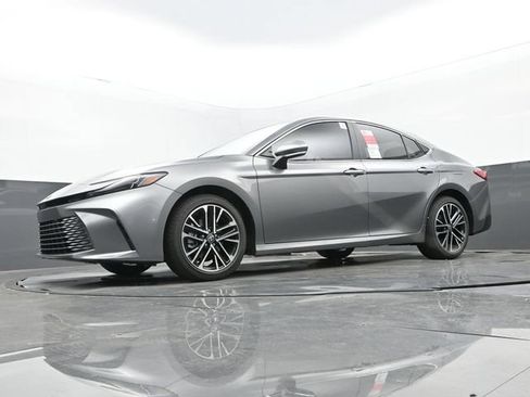 New 2026 Toyota Camry XLE FWD image 26