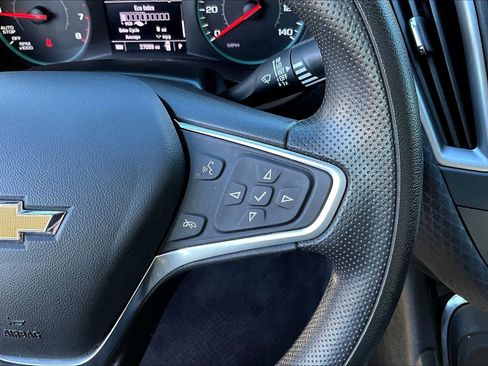 Used 2023 Chevrolet Malibu LT image 23