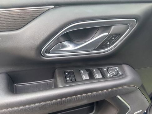 Used 2022 GMC Yukon AT4 image 11