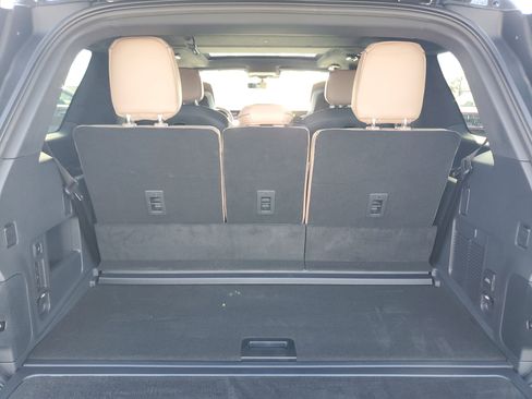 New 2026 Lincoln Navigator Black Label image 32