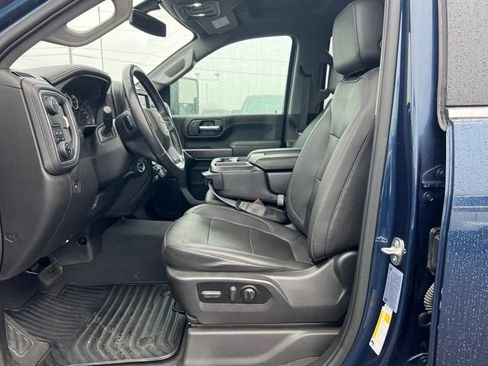 Used 2022 Chevrolet Silverado 3500 LTZ w/ Gooseneck/5TH Wheel Package image 9