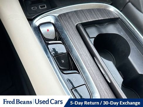 Used 2024 Buick Enclave Avenir w/ Avenir Technology Package AWD/4WD image 19