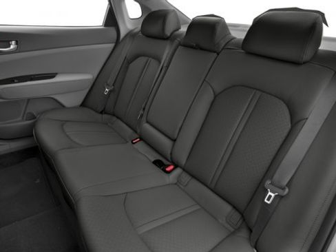 Used 2016 Kia Optima LX image 17