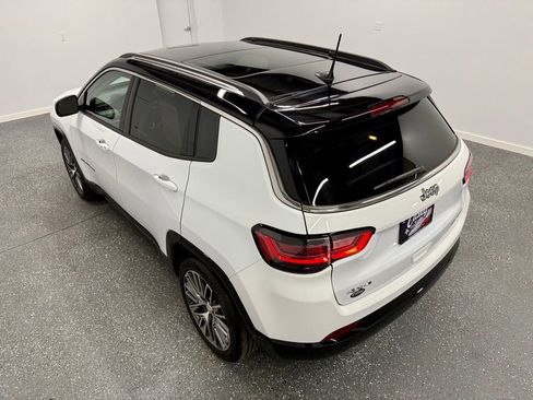 Used 2022 Jeep Compass Limited w/ Elite Group image 10