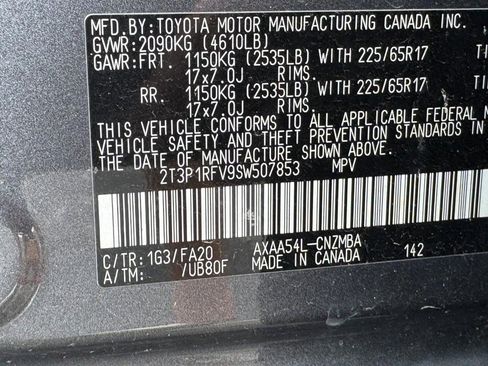 Used 2025 Toyota RAV4 XLE image 24