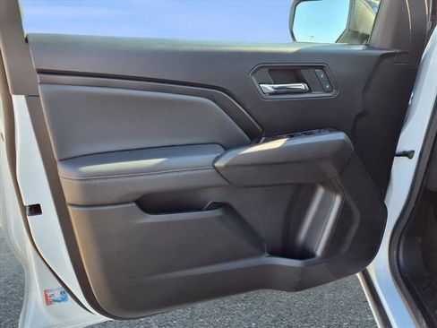 Used 2024 Chevrolet Colorado LT w/ LT Convenience Package II image 20