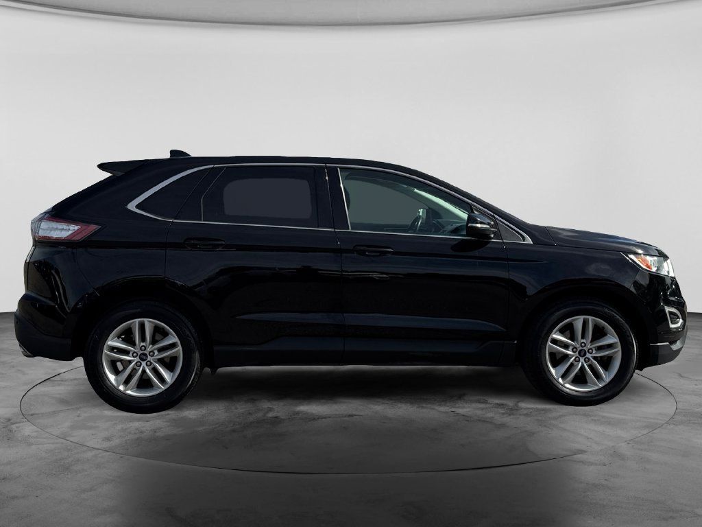 Used 2018 Ford Edge SEL FWD image 11