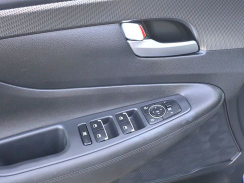 Used 2020 Hyundai Santa Fe SE w/ Cargo Package image 21