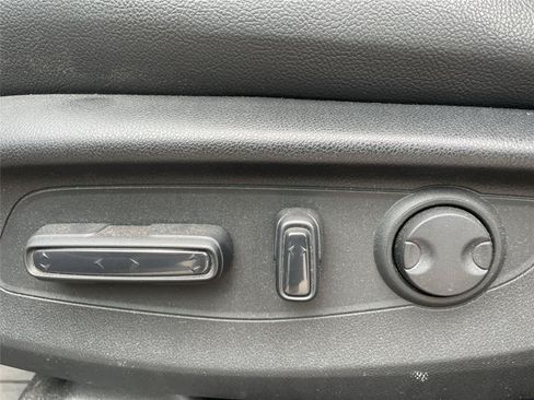 Used 2024 Honda CR-V EX image 13