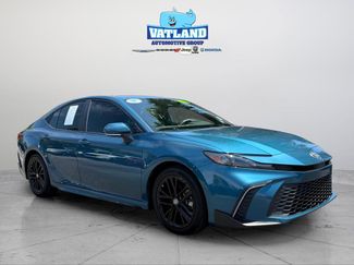 Used 2025 Toyota Camry SE w/ Convenience Package FWD video 1