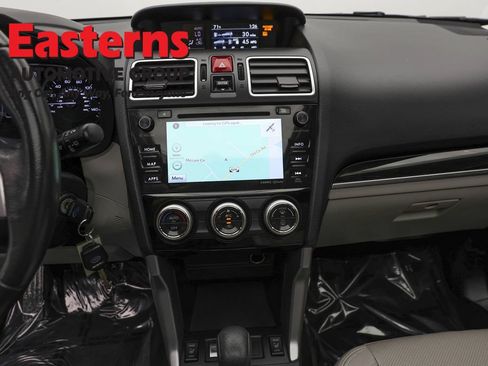 Used 2018 Subaru Forester 2.5i Limited AWD/4WD image 10