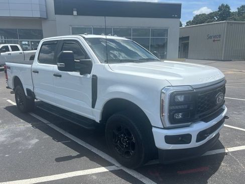 Used 2024 Ford F250 XL w/ STX Appearance Package AWD/4WD image 9