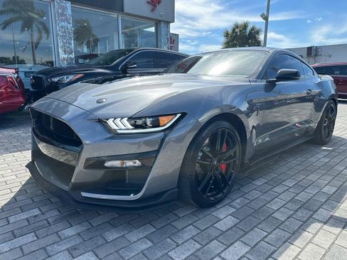 Used 2021 Ford Mustang Shelby GT500 w/ Technology Package image 4
