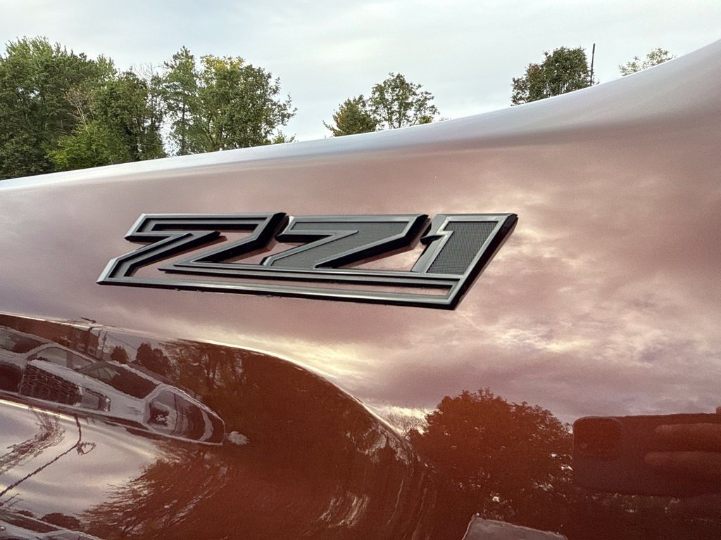 Used 2024 Chevrolet Silverado 3500 LTZ w/ LTZ Plus Package AWD/4WD image 17