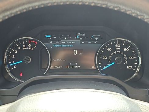 Used 2016 Ford F150 Lariat w/ Equipment Group 502A Luxury image 10