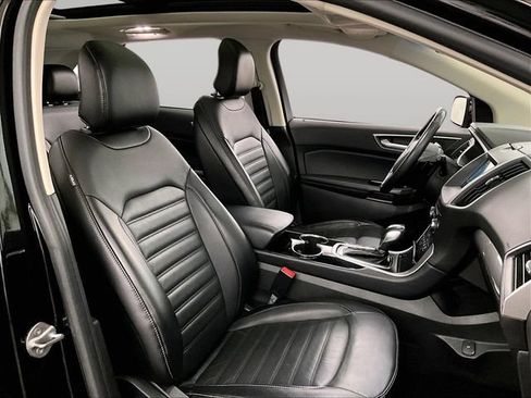 Used 2017 Ford Edge SEL w/ Equipment Group 201A FWD image 7