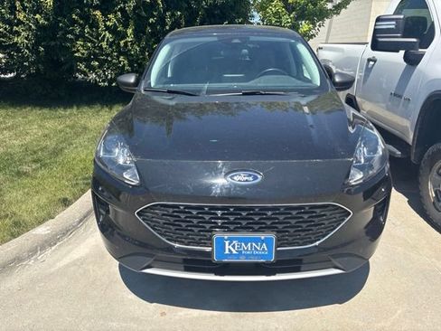 Used 2022 Ford Escape SE w/ Convenience Package AWD/4WD image 2