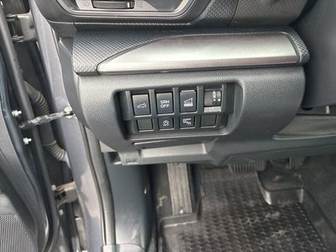 Used 2022 Subaru Forester Premium AWD/4WD image 19