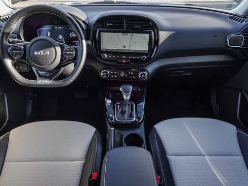 Certified 2024 Kia Soul GT-Line image 10
