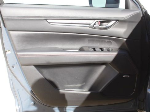 Used 2023 MAZDA CX-5 Carbon Edition image 13