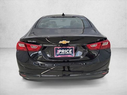 Used 2025 Chevrolet Malibu LT FWD image 4