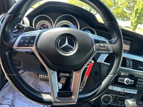 Used 2014 Mercedes-Benz C 250 Sedan image 25