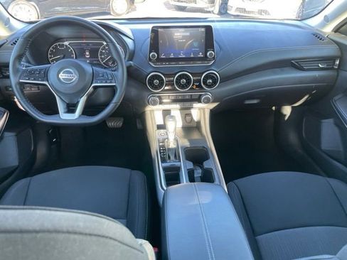 Used 2023 Nissan Sentra SV FWD image 9